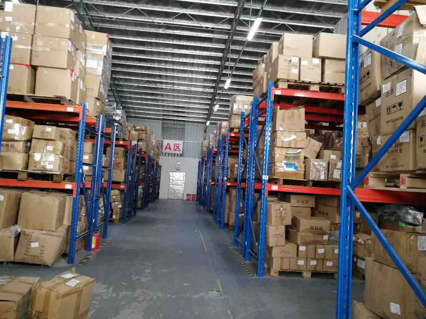 優(yōu)化某工廠大型產(chǎn)品倉(cāng)庫(kù)的倉(cāng)儲(chǔ)物流策略